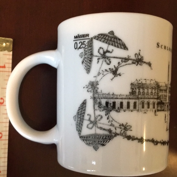 Schloss Schönbrunn porcelain mug - Picture 6 of 8